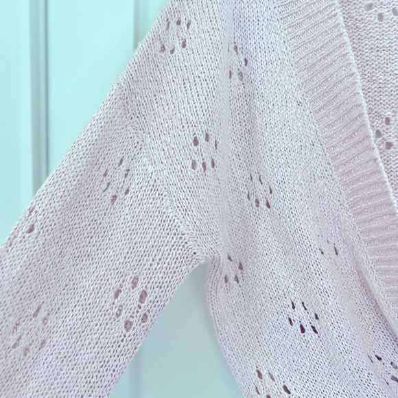 New without tags ASTR the label light lavender V Neck wrap sweater size M. - Picture 3 of 7